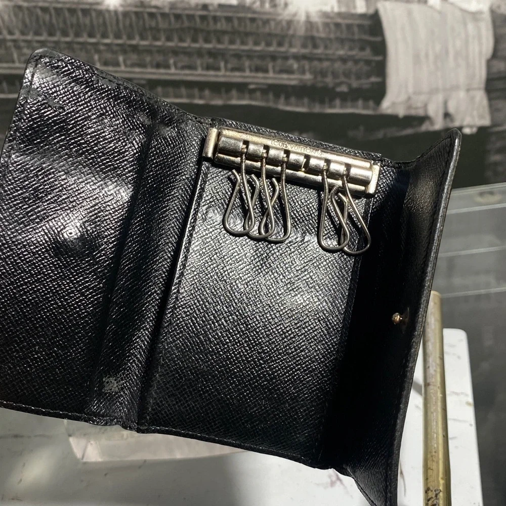 Authentic Louis Vuitton Black Damier Graphite Key Pouch